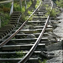 Die Schienen der Bergbahn