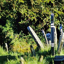 Denkmäler in verschiedenen Richtungen