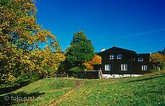 Die Henkelhütte am Hausdorfer Kreuz Die Henkelhütte am Hausdorfer Kreuz