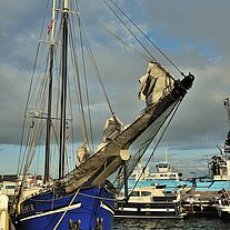 Die Zephyr vor Anker