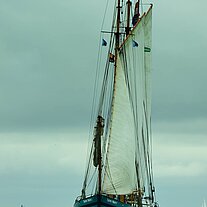 Schiff kommt entgegen