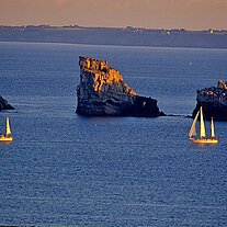 Segelboote auf Ausfahrt