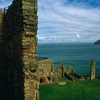 Tantallon Castle m. Bass Rock